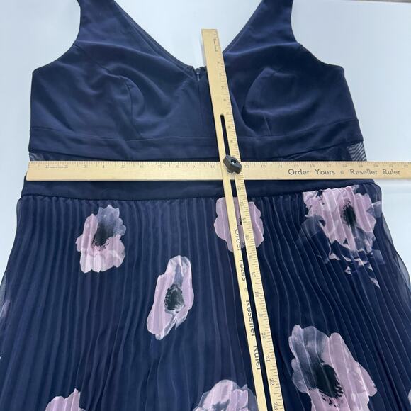 X by Xscape Dress Womens 18W Floral Pleated Maxi Sleeveless Formal XC169W - Picture 11 of 12